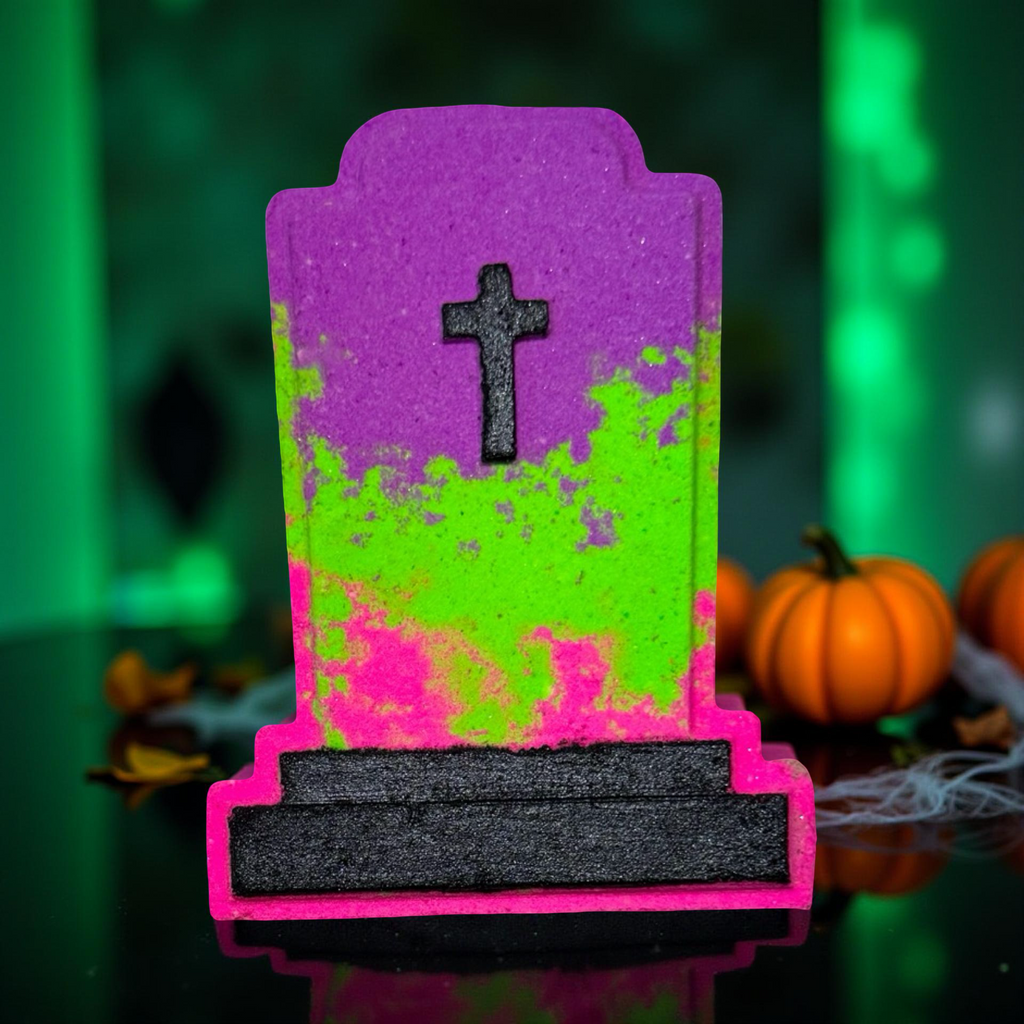 The Final Plunge Tombstone Bath Bomb - Nerds