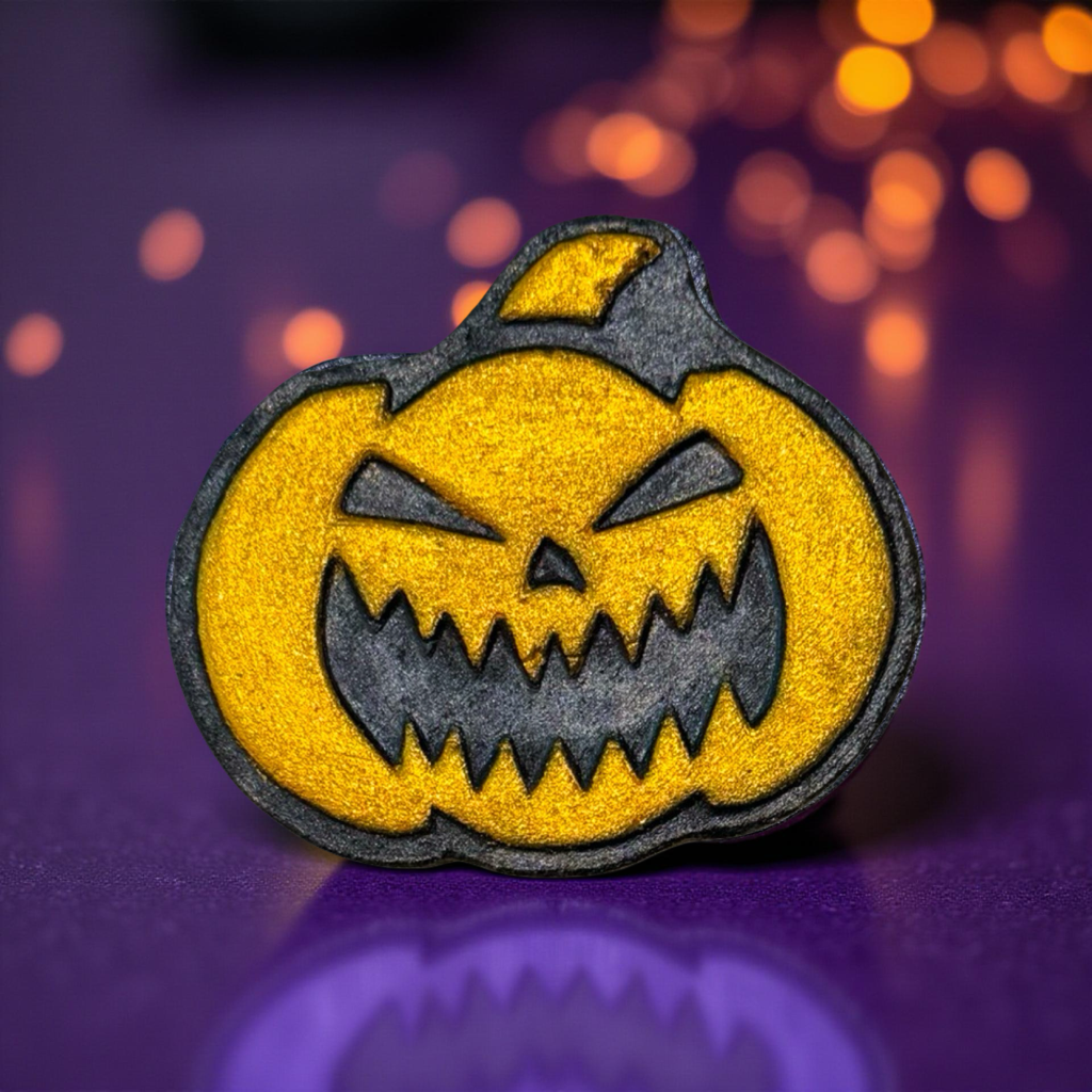 Blood Moon Pumpkin Bath Bomb - Toffee Apple Lollies