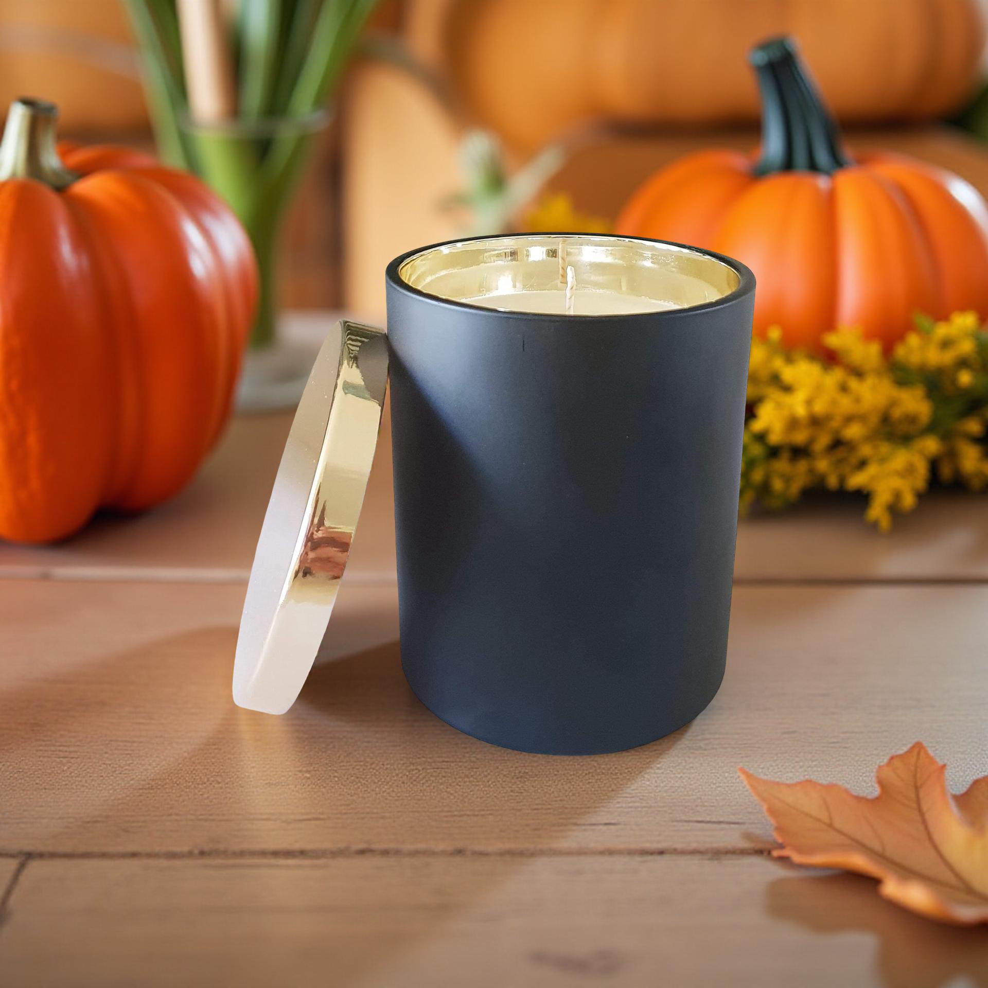 Medium Luxe Hand Poured Candle       -       Cozy Halloween Scents