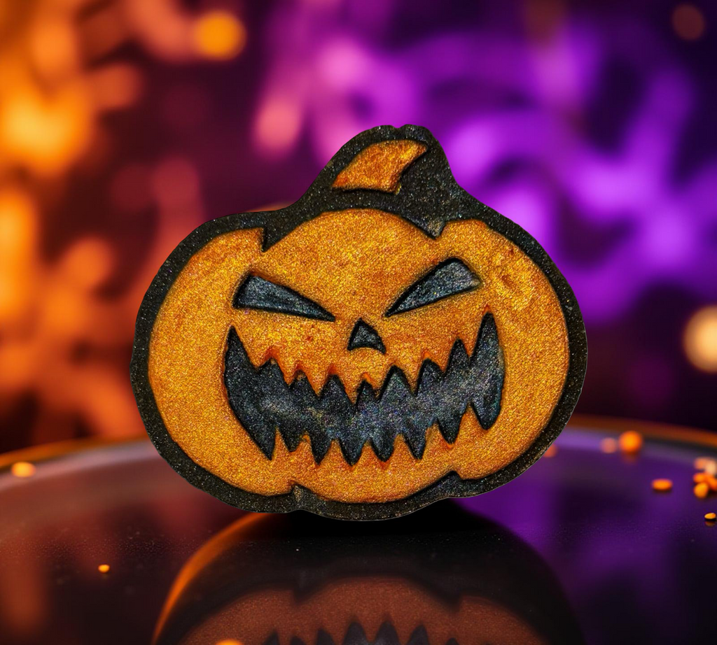 Blood Moon Pumpkin Bath Bomb - Red Frogs